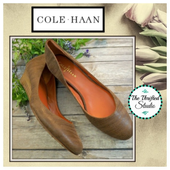 Cole Haan Shoes - Cole Haan - Textured leather wedge pumps - 7.5